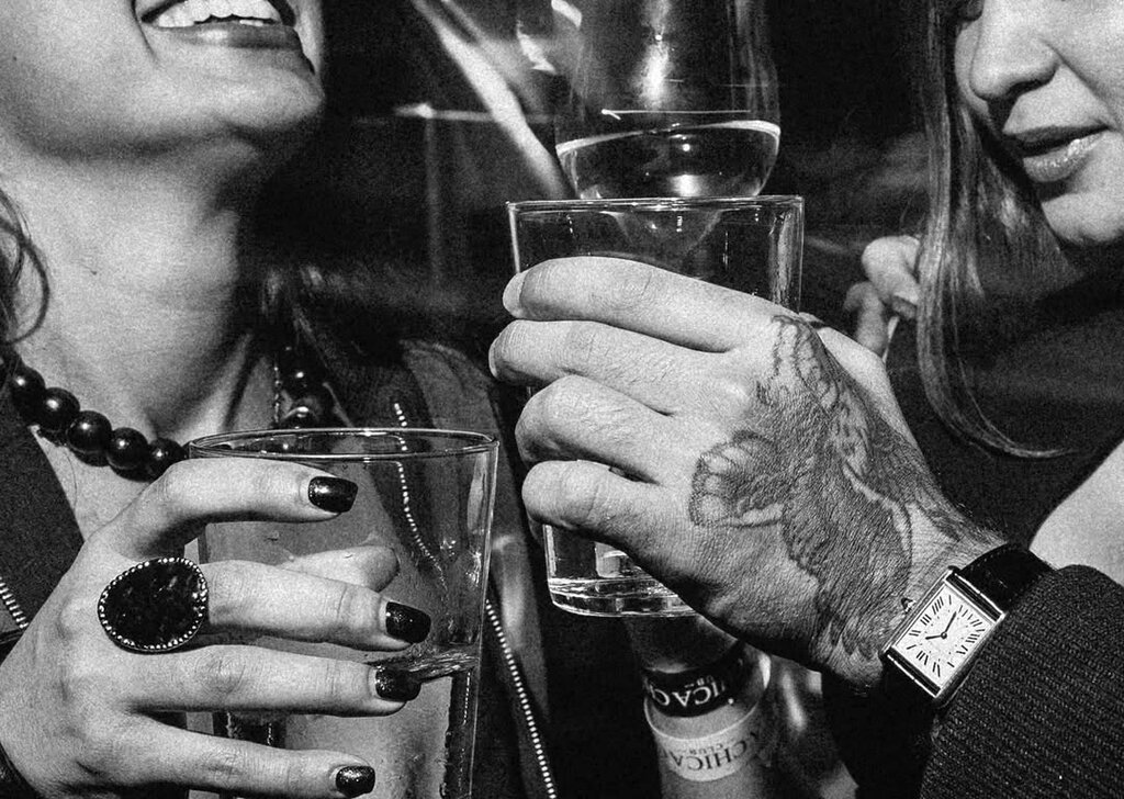 chica club bottle service