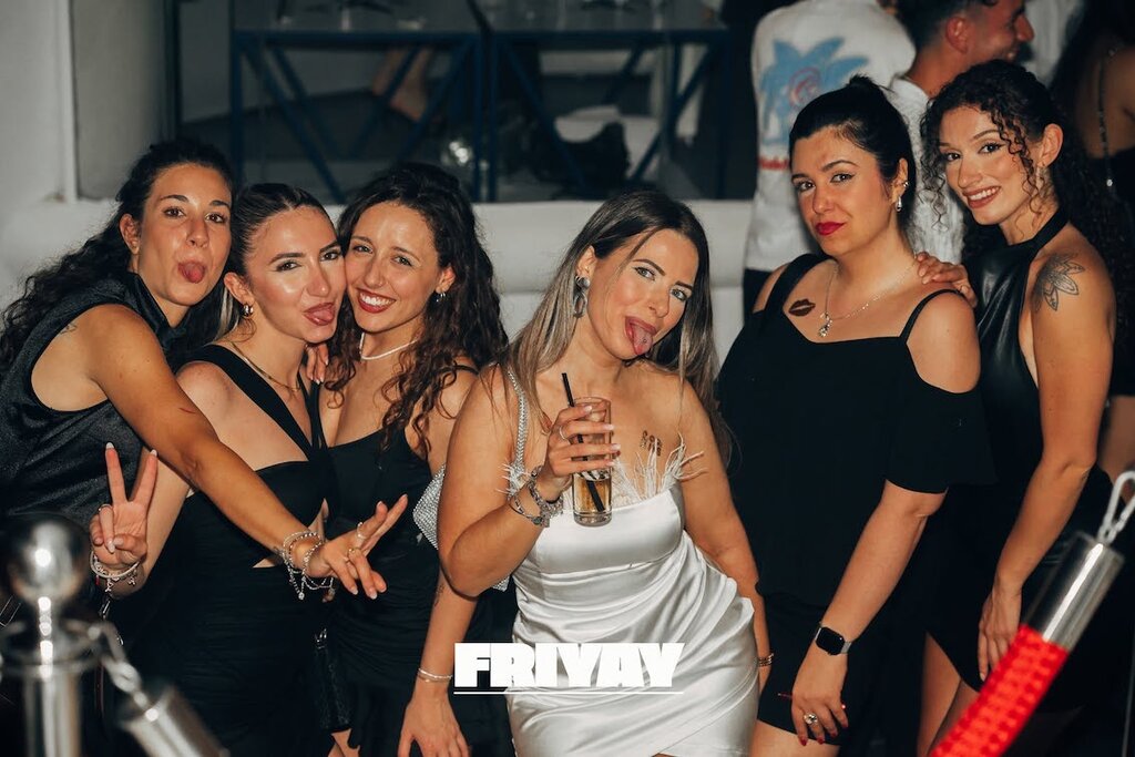ku barcelona dress code