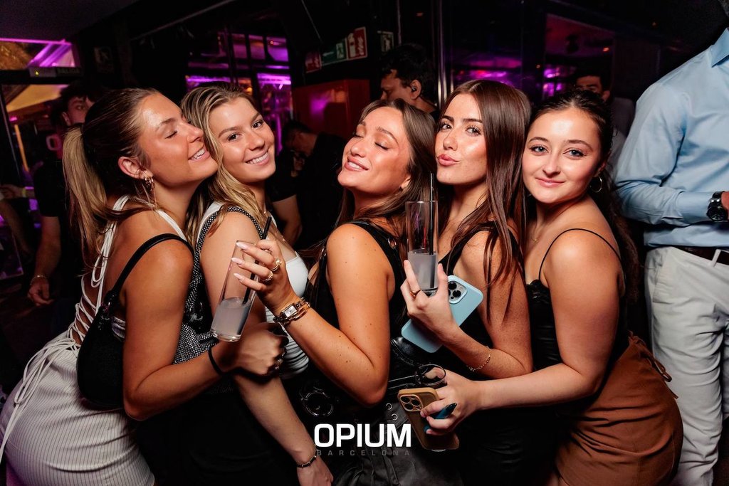 opium barcelona winter party