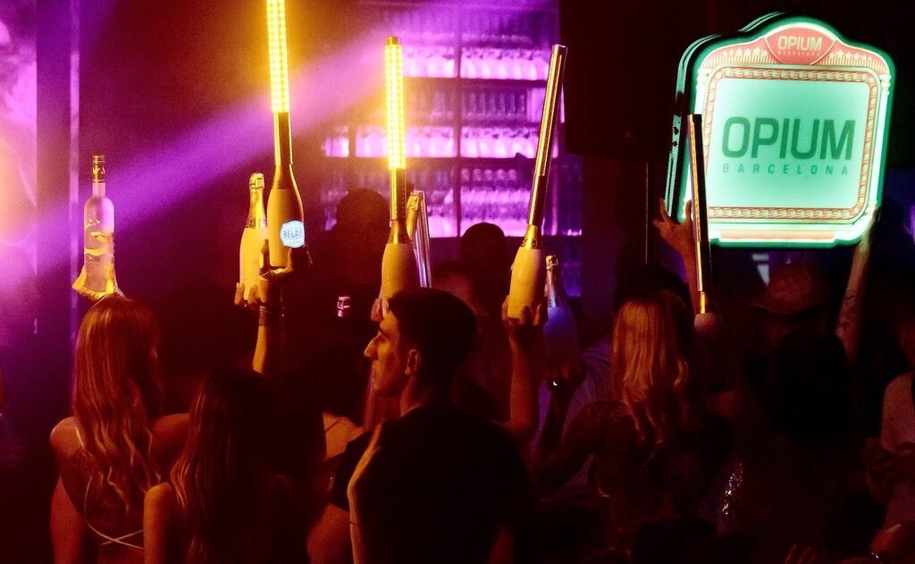 vip tables barcelona clubs