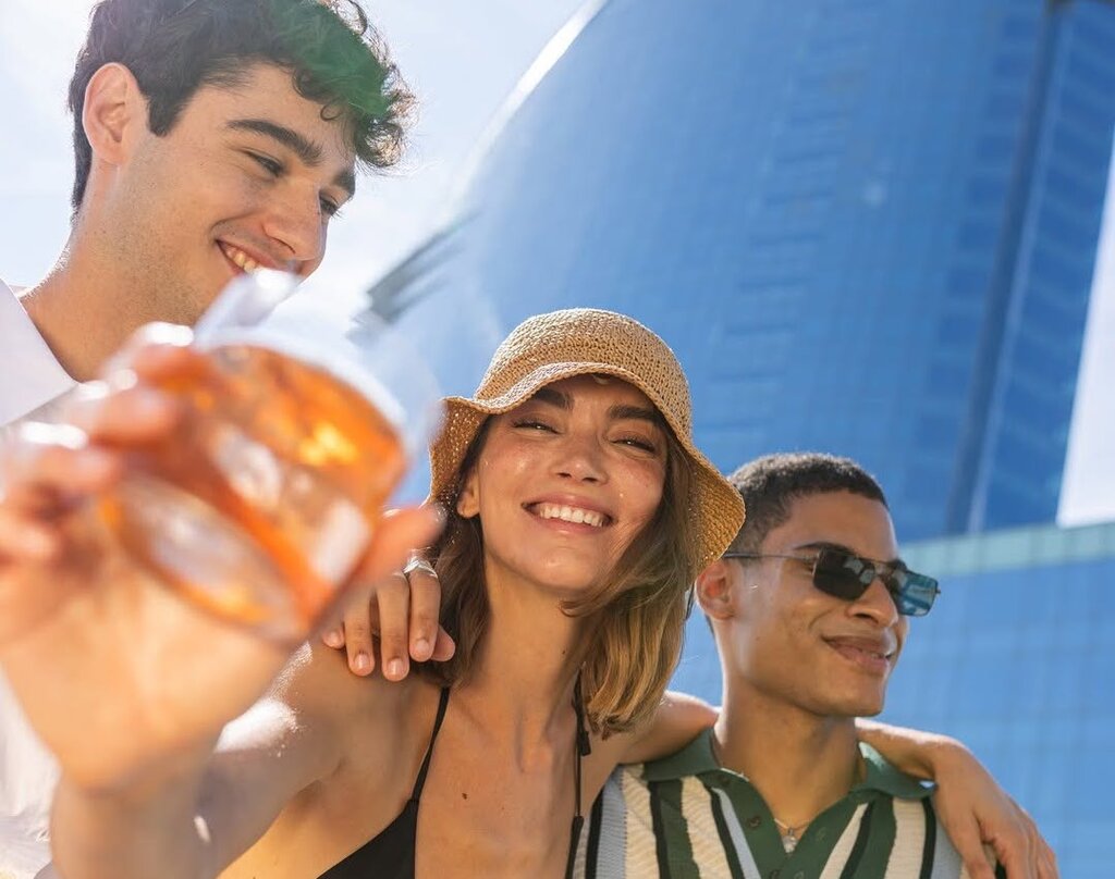 wet deck vip tables